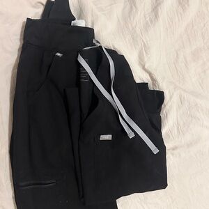 Figs - Jogger Scrub Set